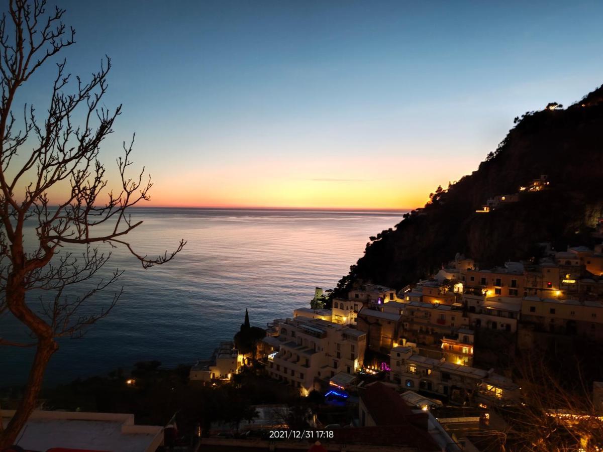 Maristella Apartment Positano Bagian luar foto