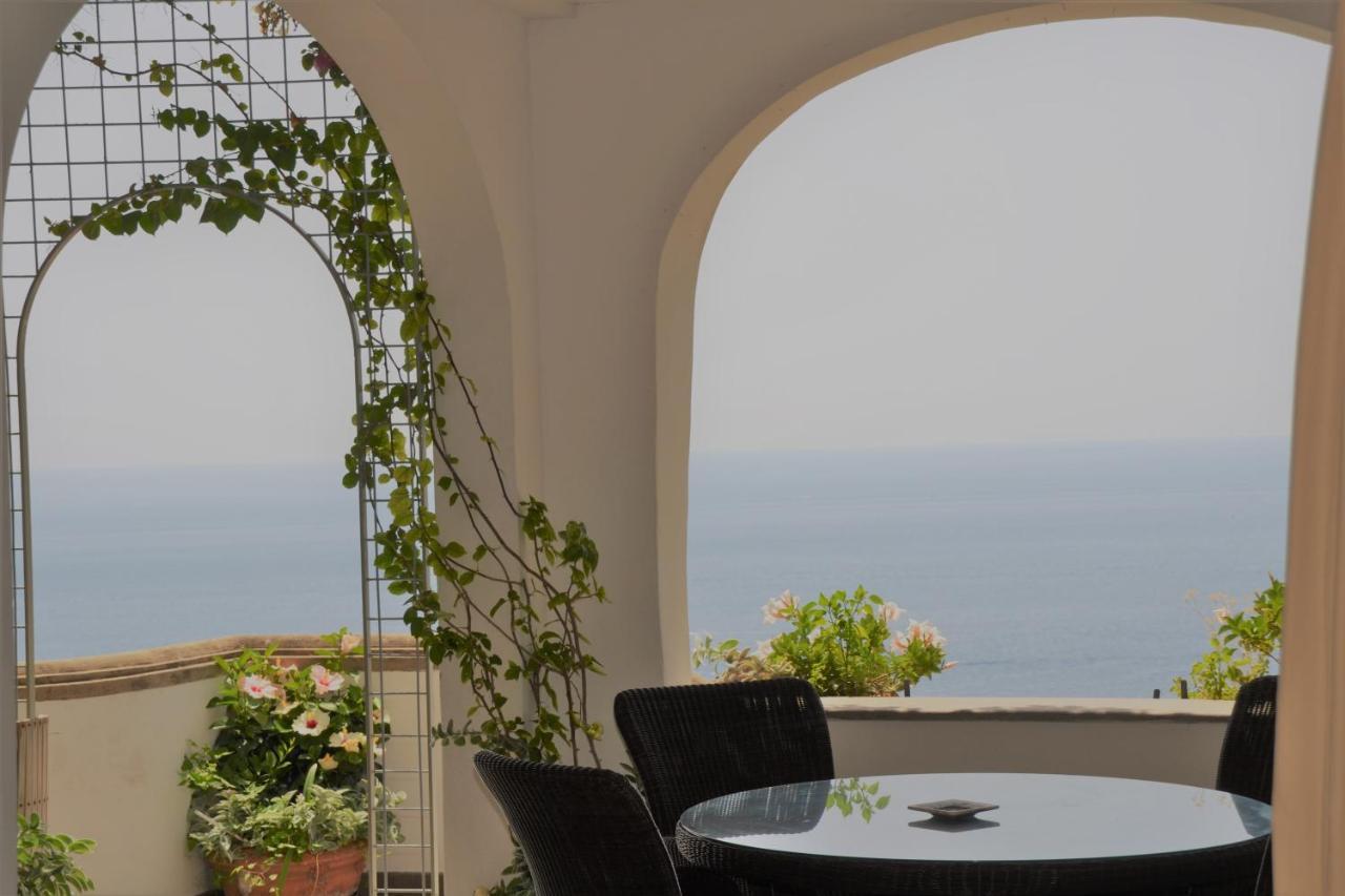 Maristella Apartment Positano Bagian luar foto
